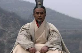 “千夫诺诺，不如一士谔谔”出自哪里？其中又有哪些历史典故呢？