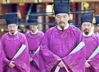 赵匡胤陈桥兵变俘虏的两个孩子分别是谁？留一个，消失一个