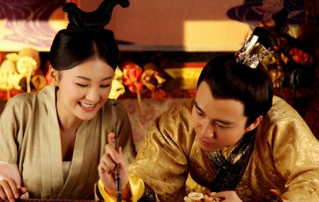 南北朝昏君高纬有多最荒诞?他亲自导演真人秀,强迫大臣交千两黄金观看费!