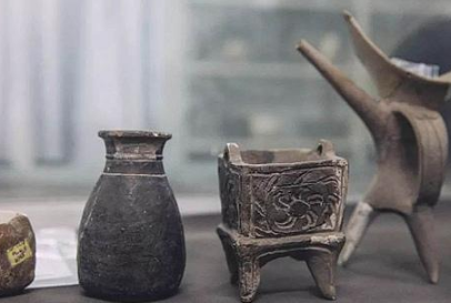 夏朝的敌人真的是商朝吗？夏朝灭亡的因素有哪些？