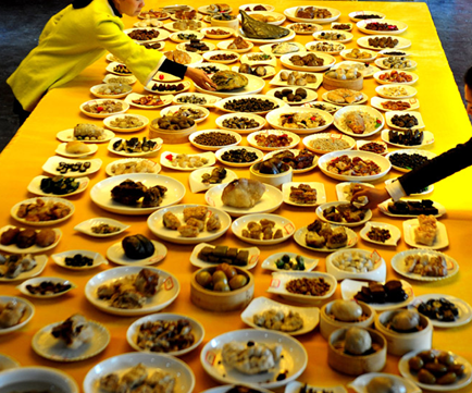 古代皇帝吃饭的排场有多大 一顿饭到底有多少菜呢