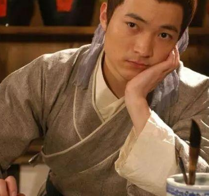 秀才虽然身上没有官职 他们在明朝却有一些特权存在