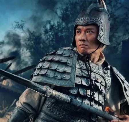 关羽不服黄忠与马超 关羽为什么不敢轻视赵云