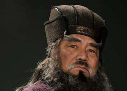 董卓生性残暴名声又不好 为什么还有那么多人追随董卓