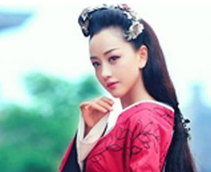 古代人袖子那么大，为什么往里面装东西回掉不出来？