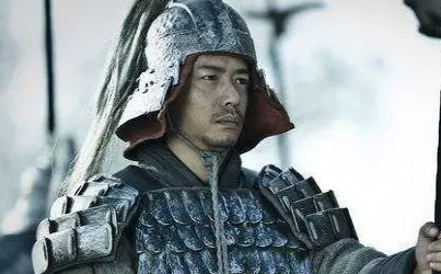 带3万人追着56万人打，在历史上只有一个人敢这么干