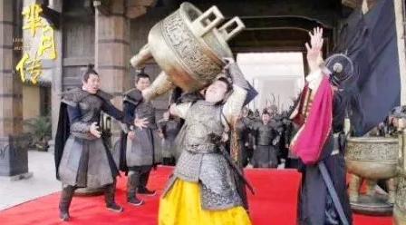 秦武王在洛阳举鼎被砸死，他为何这么蠢笨？