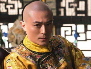 宋朝皇帝为何没有穿黄袍而是官服着身呢？原因是什么