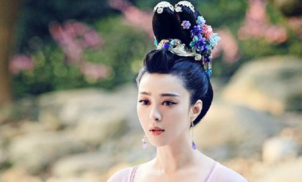 王皇后为何要帮武则天回宫？难道她不知道这样会分担皇帝的爱吗？