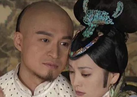 顺治将多尔衮挖出来鞭尸 孝庄为什么不阻止鞭尸的行为