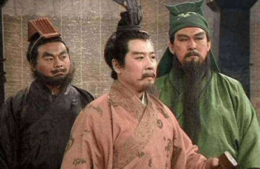 关羽兵败撤军的时候，为何一个来支援他的部队都没有呢？