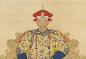 雍正登基废太子胤礽为何能被善待？大阿哥却不能被赦免？