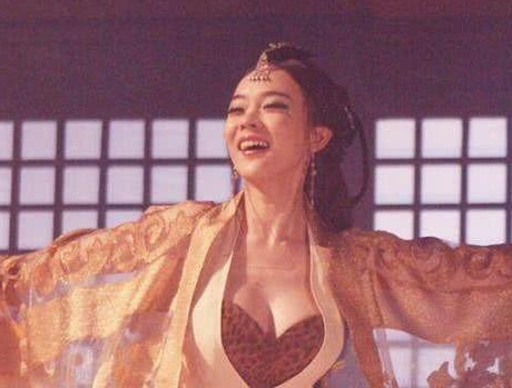 历史上第一个裹脚的女人是谁 她裹脚的原因是什么