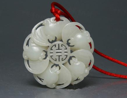 古人为什么总要携带一块玉佩 这块玉的作用是什么