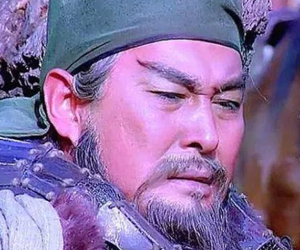关羽兵败之后诸葛亮的反应会如此平定 刘备看破却没有说出来