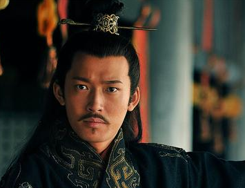 鲁肃为什么要给刘备送城又送人？原因是什么