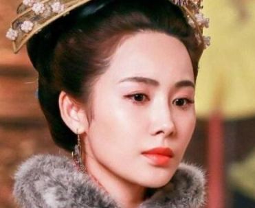 历史上的朱祁镇宠爱的两个女人分别是谁？都未生育