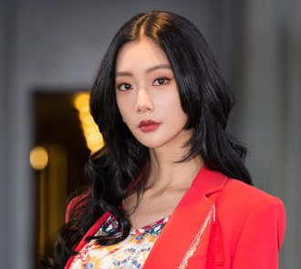 《合租晴雨录》是根据小说改编的吗？是根据什么小说改编的