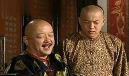 刘墉是个极其谨慎的人 为何上朝是会将衣服反着穿呢