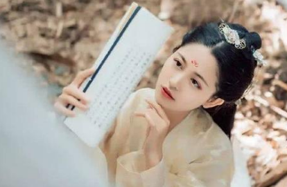 宋词鉴赏之玉女摇仙佩·佳人，其表达了作者什么情感？
