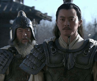 太史慈捉拿孙策时，为什么还要请曲阿小将帮忙？