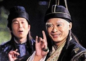 为什么古代皇帝要用太监伺候自己，而不用宫女？