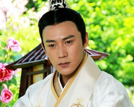 刘弗陵当时才年仅八岁 汉武帝为何会传给一个小孩子