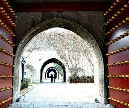 古代城门为什么要选择往里开 古人这样设计是有道理的