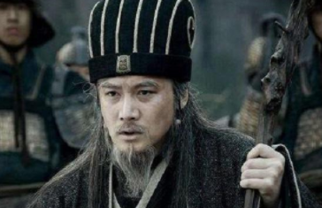 诸葛亮的事迹哪些是真实的？刘备还在时他几乎没什么功绩！