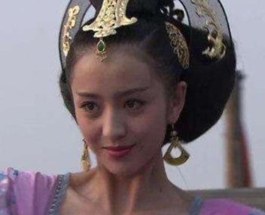 倾国倾城的赵飞燕，她在历史上到底是个怎样的人？