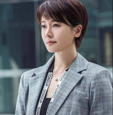 《如果岁月可回头》景雅和上官慧的关系是什么 景雅和上官慧是陌生人吗