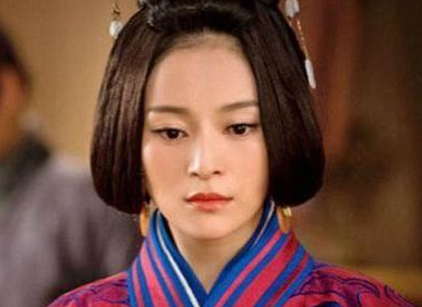 郭圣通十万大军做嫁妆还生育五子，为何被废？