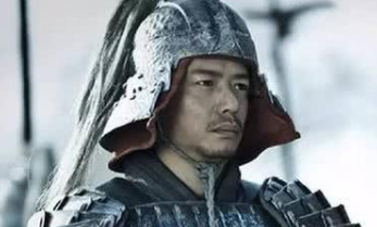 韩信活埋自己母亲的原因是什么？他为什么要这么做