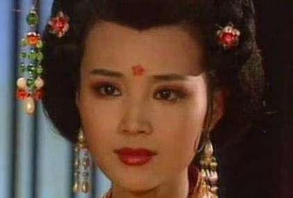 武则天为什么要对上官婉儿动用墨刑？原因是什么