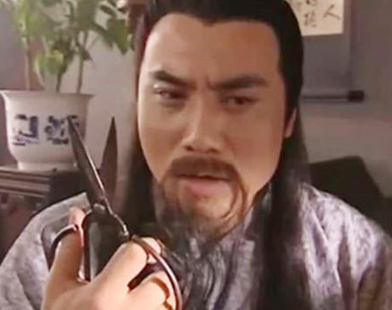 王振读书是想通过科举入仕的 王振最后为什么会进宫做了太监