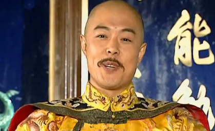 乾隆皇帝微服私巡问鸡蛋多少银子，小贩一句话震动朝野