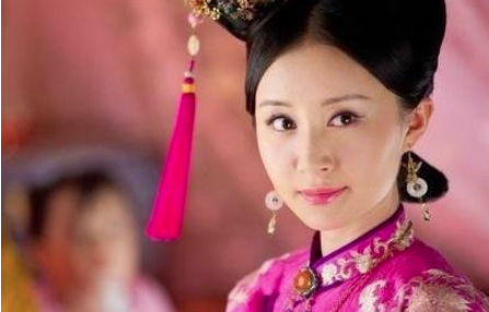 云嫔的资历比慈安太后还老，却不受宠