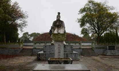 为什么变法的人下场都不好 屈原是如何在绝望中自杀的