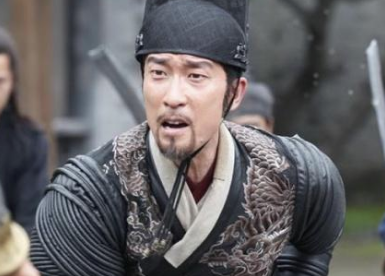 父亲造反成有名的皇帝，儿子效仿父亲却被烧死