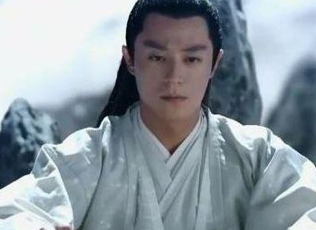 战国名臣邹忌是一个什么样的人 为什么说他是一个小人呢