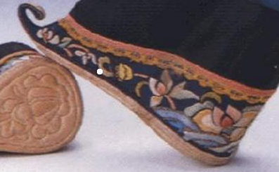 古代女子穿不穿高跟鞋呢 都是什么样的高跟鞋呢