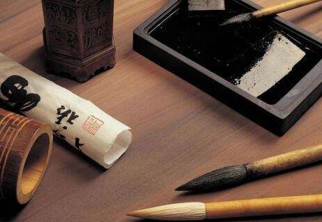 古时候是怎么磨墨的 为何写字一定要磨墨呢