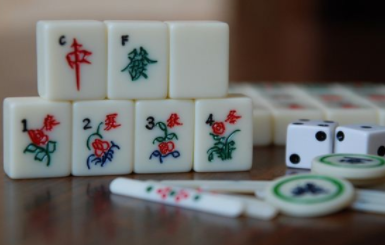 梦到“麻将”象征了什么？与哪些现实的影响有关？