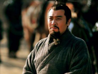 简雍与刘备的关系怎么样？比关张还亲密