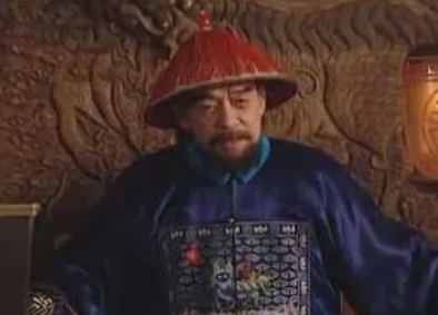 隆科多与长子岳兴阿的关系如何？隆科多的家庭内部关系又是如何？