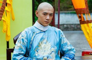 不会被降级的清朝铁帽子王，他们有哪些权力呢？