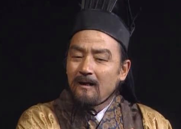 张昭在东吴最危难的时刻，为什么会支持孙权投降呢？