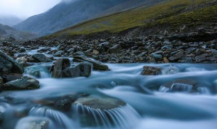 梦中出现“流水”是好是坏？有何象征意义？