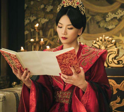 古代皇后掌管皇帝的后院 皇后一年的俸禄有多少银子
