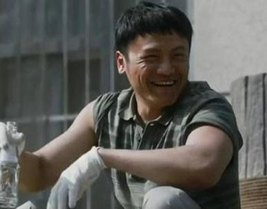 《装台》大雀儿是怎么死的？都是为了女儿